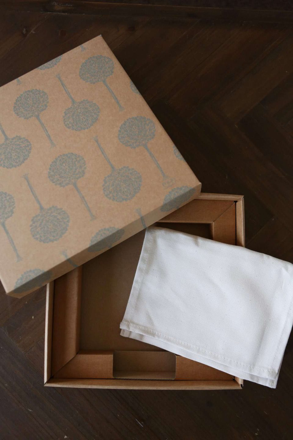 The eco friendly packaging used for smaller and mini copy albums by Folio
